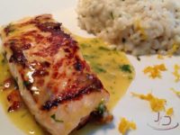 Salmão com milho ao molho thai